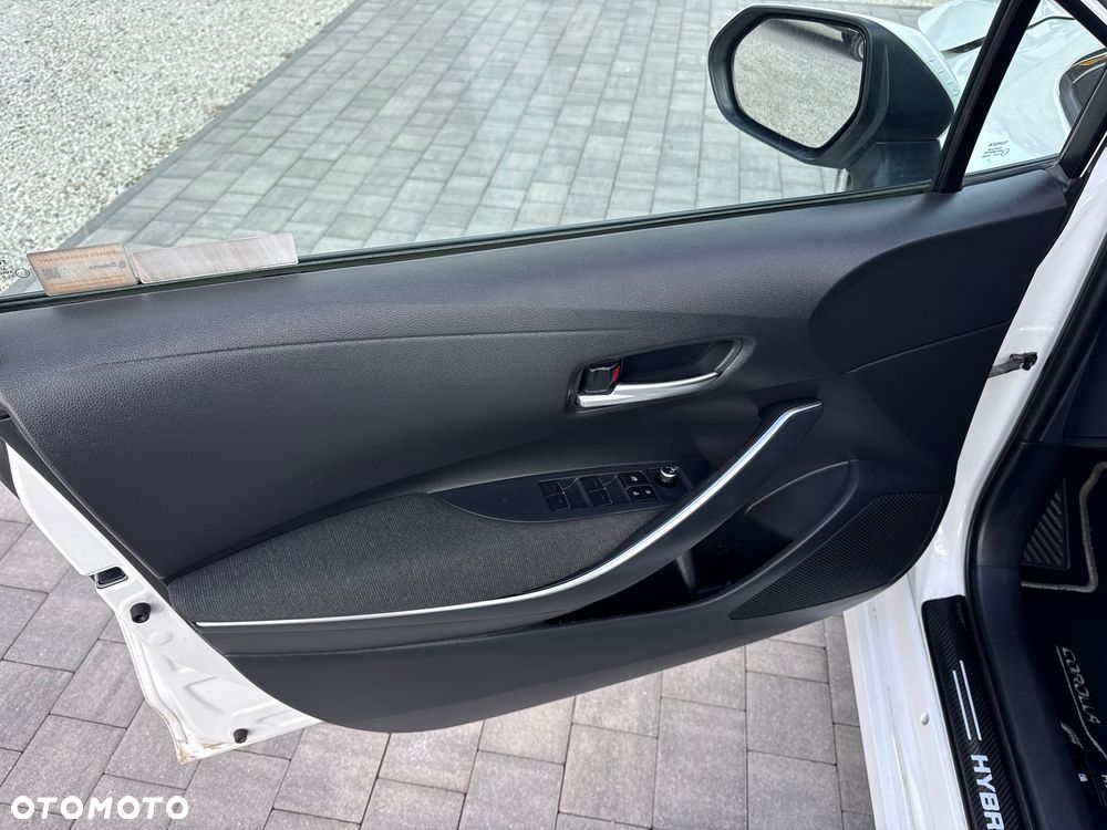 Toyota Corolla 1.8 Hybrid Comfort - 12