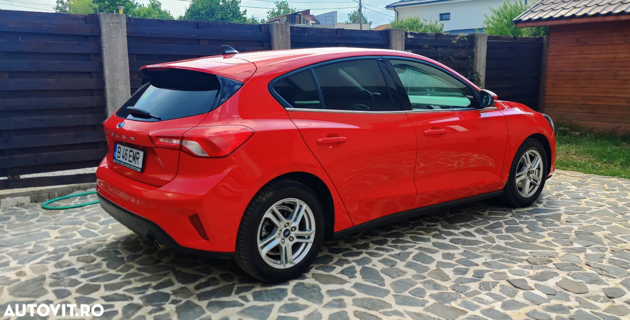 Ford Focus 1.0 EcoBoost Trend Edition - 4