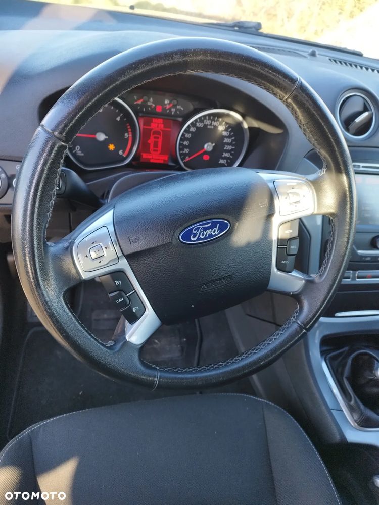 Ford Mondeo 2.0 TDCi Business Edition - 4