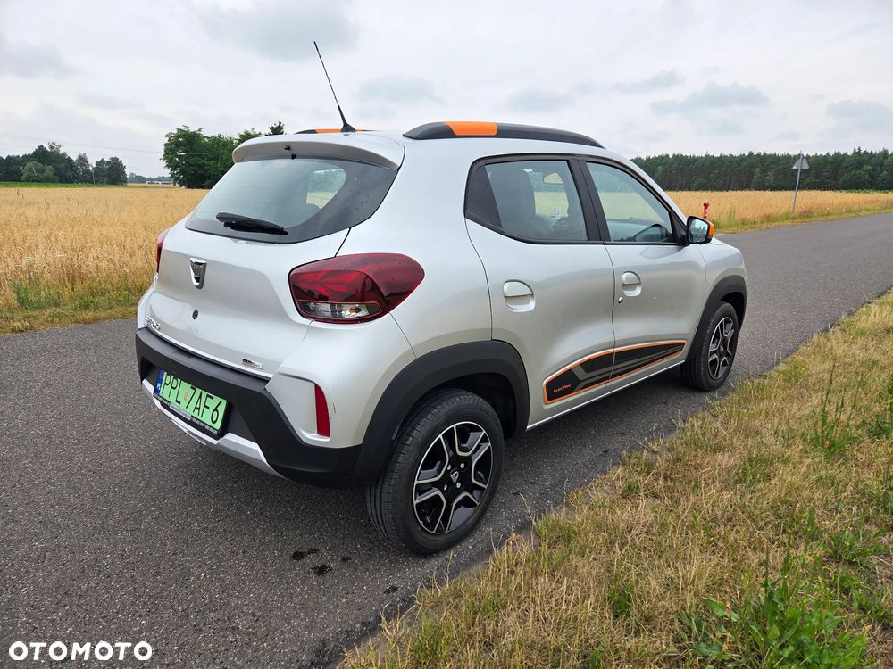 Dacia Spring - 11