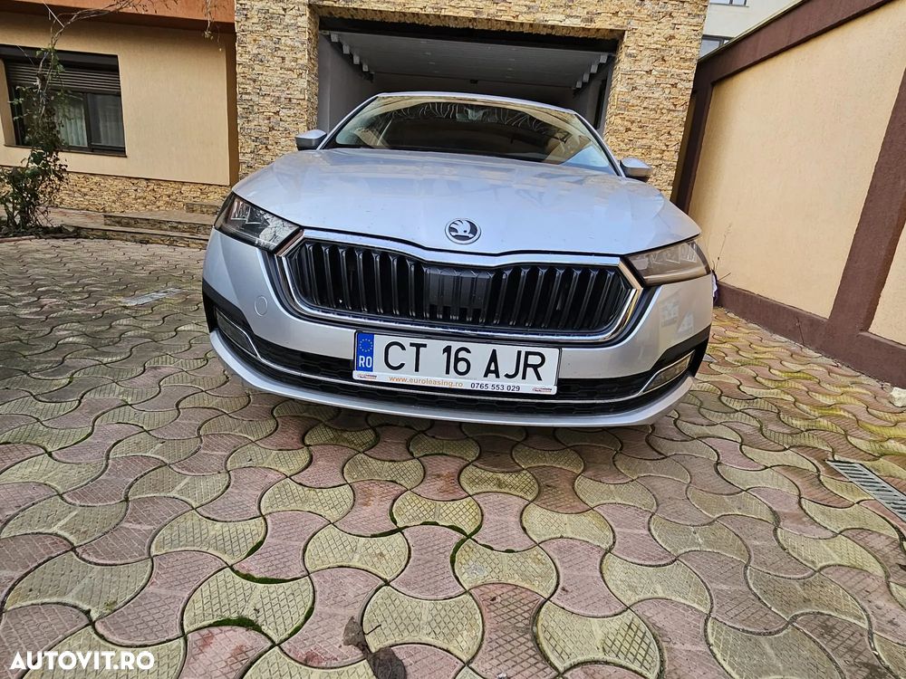 Skoda Octavia 2.0 TDI DSG Ambition - 5