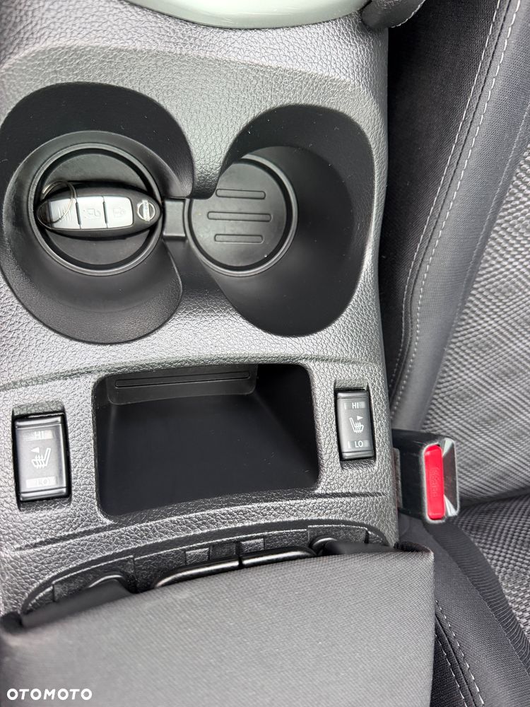 Nissan Qashqai 1.2 DIG-T N-Connecta - 16