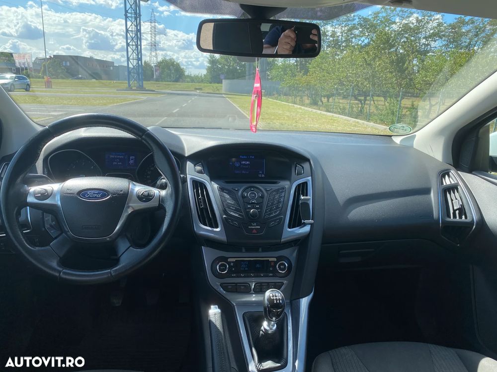 Ford Focus 1.6 TDCi ECOnetic 88g Start-Stopp-Sy Titanium - 5