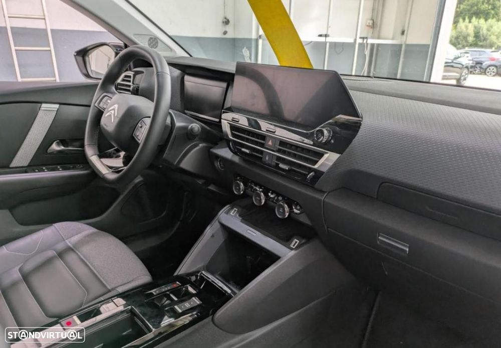 Citroën e-C4 136 MAX - 3