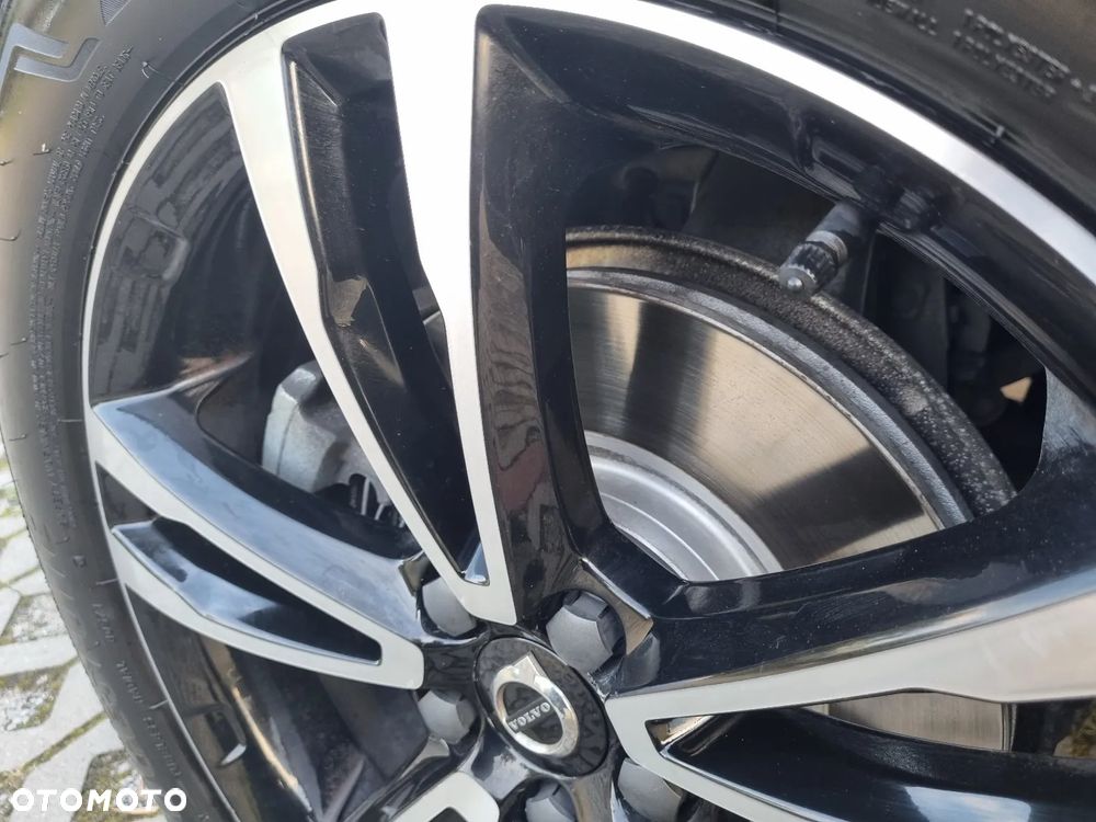 Volvo V90 Cross Country D4 AWD Geartronic Pro - 27
