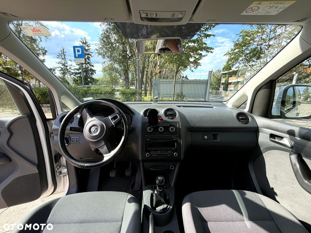 Volkswagen Caddy Comfortline - 11