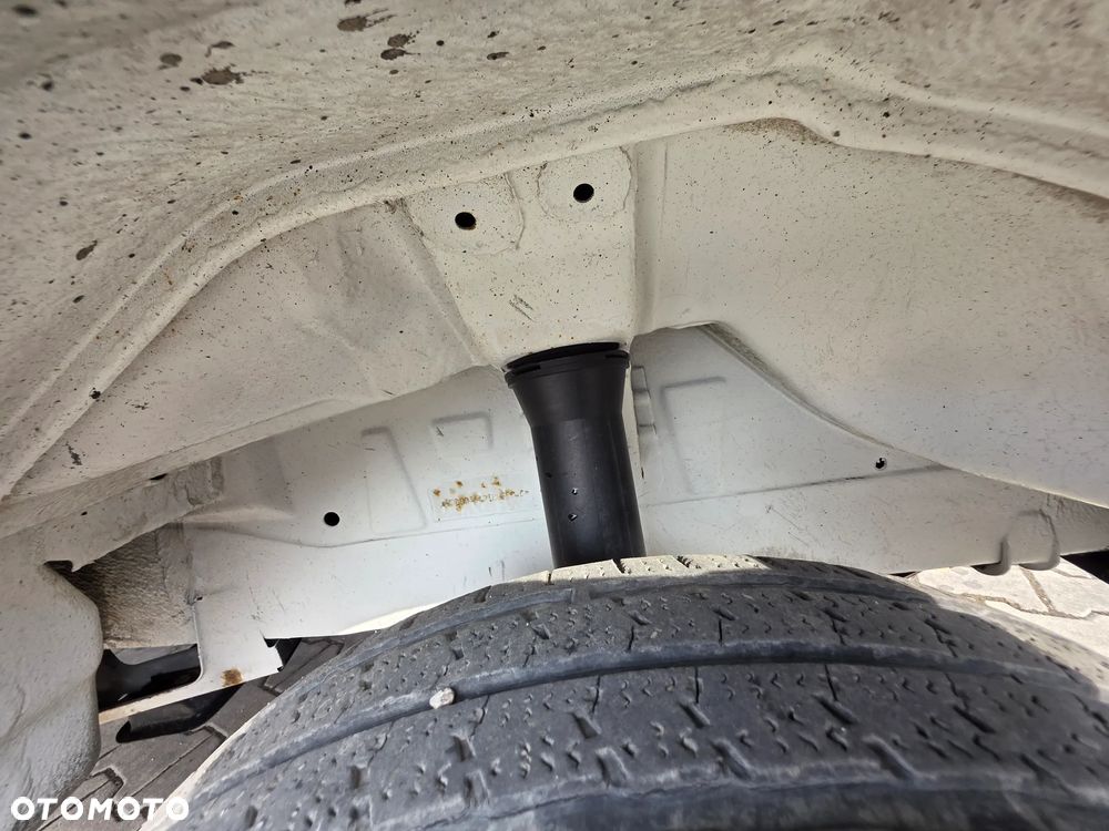 Mercedes-Benz Sprinter 412 D Kontener 4.50 M ! Klima ! Bez Korozji  ! Z Włoch ! Super Stan  ! - 9