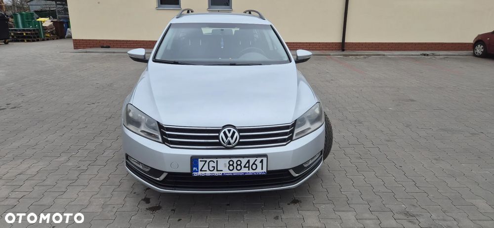 Volkswagen Passat 2.0 TDI DSG Trendline - 3