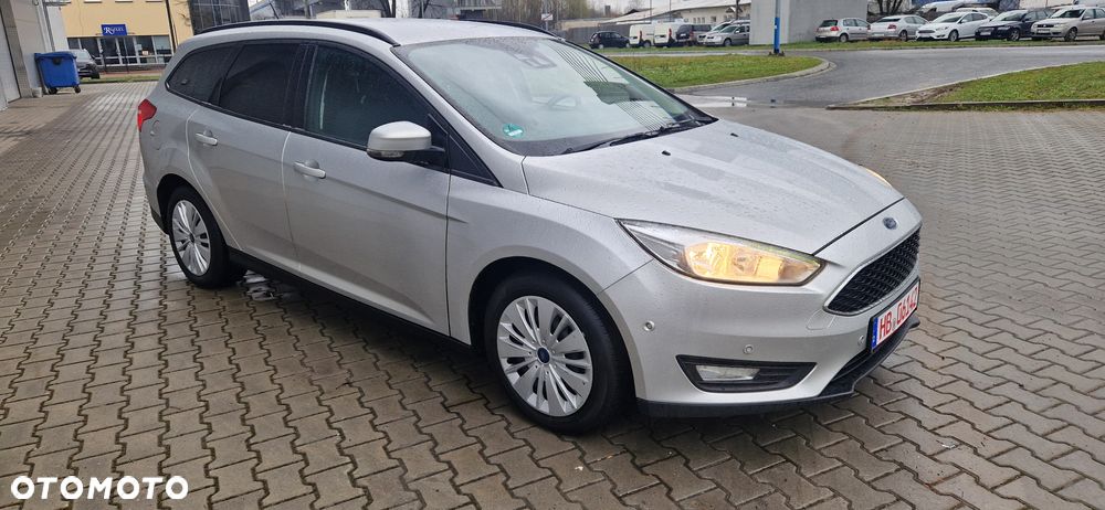 Ford Focus 1.5 TDCi DPF Start-Stopp-System Titanium - 2
