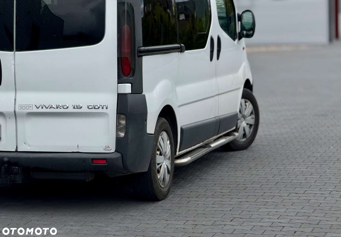 Opel Vivaro - 10