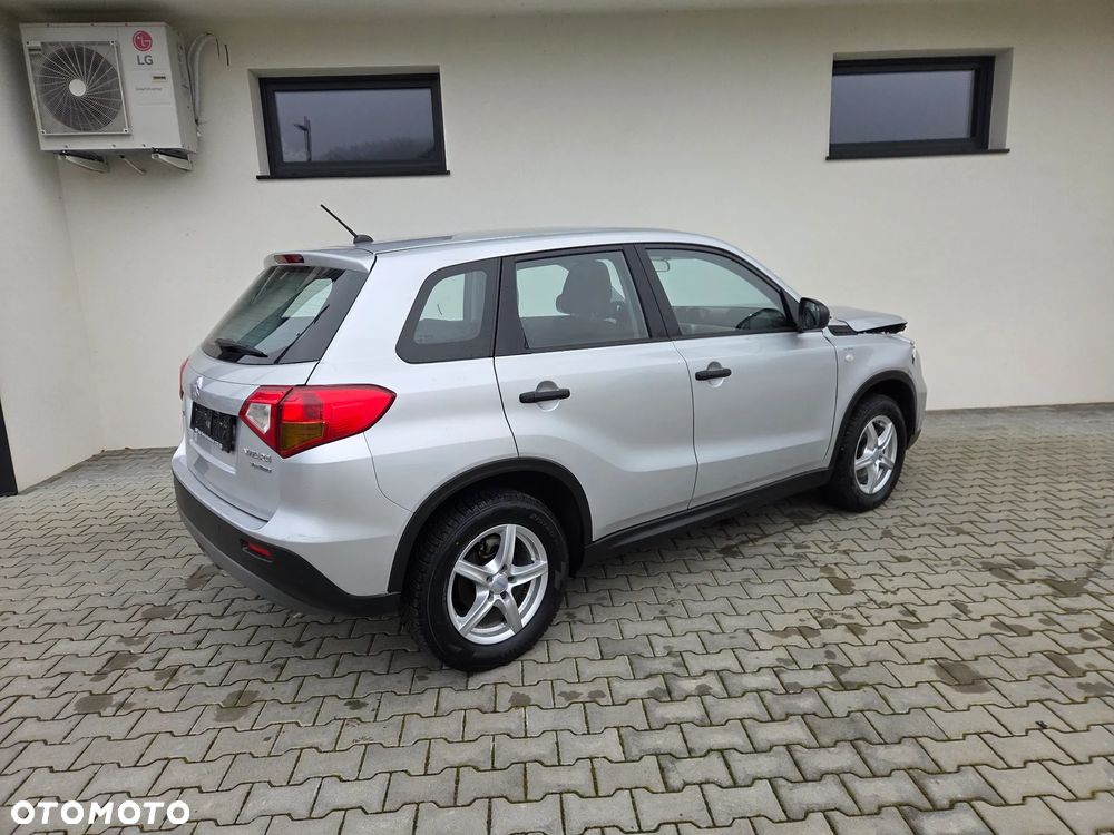 Suzuki Vitara - 15