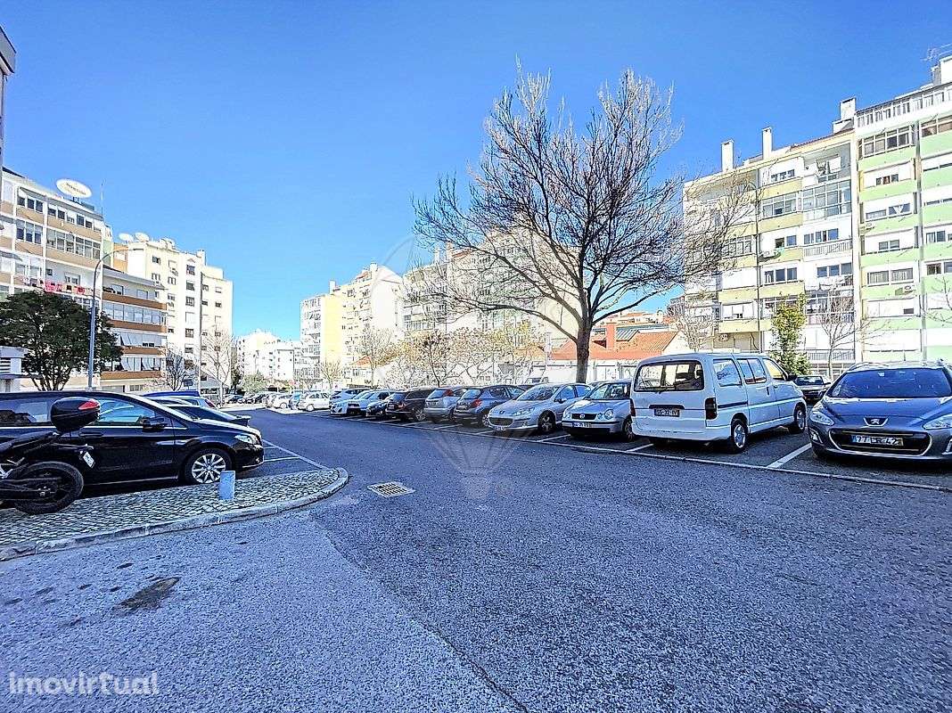 Apartamento T1 para arrendamento - Grande imagem: 2/24