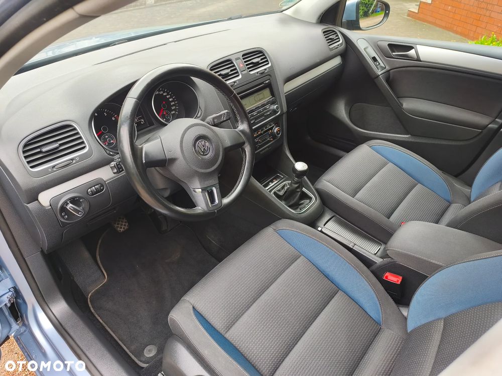 Volkswagen Golf - 20