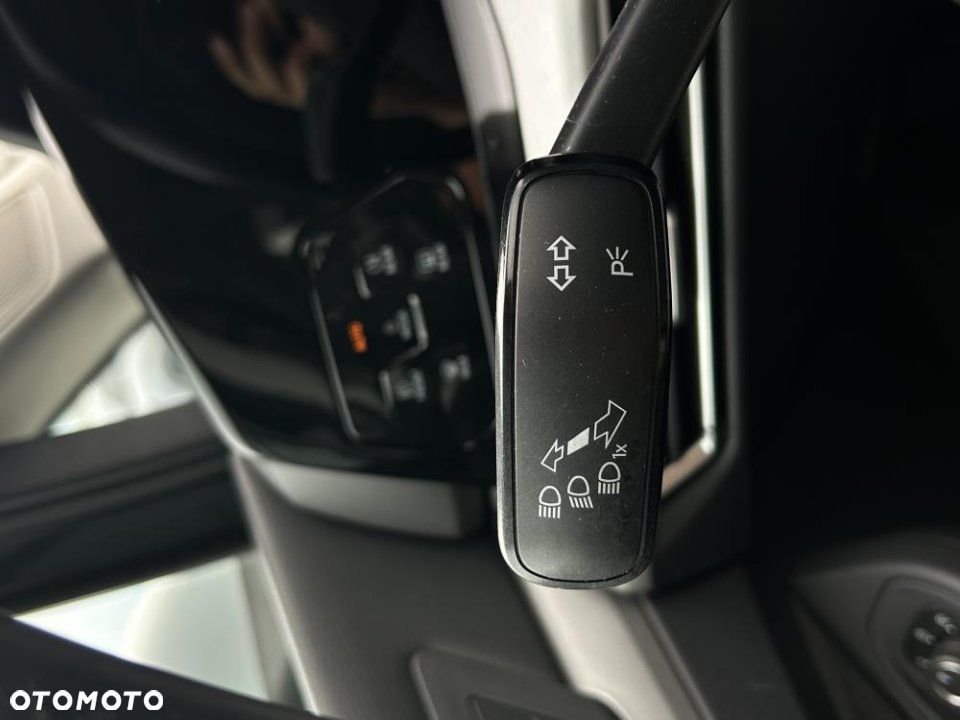 Volkswagen Golf - 29