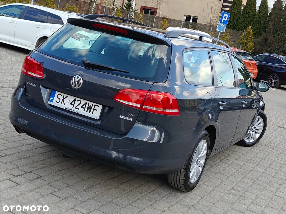 Volkswagen Passat 1.6 TDI Comfortline - 5