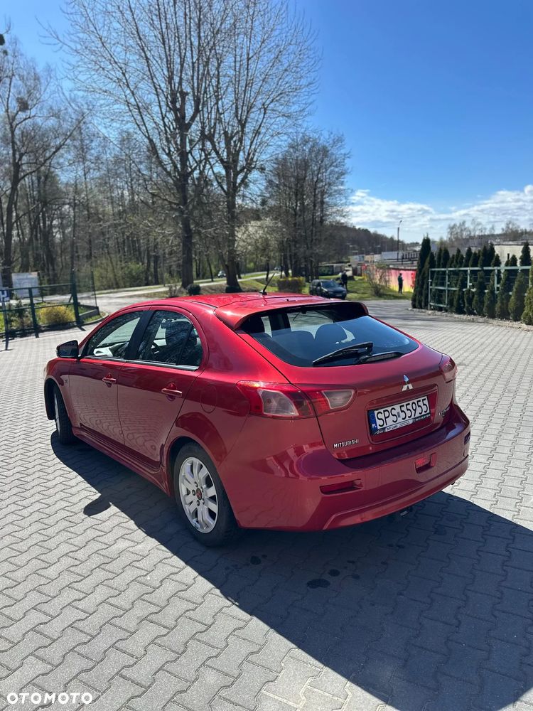 Mitsubishi Lancer Sportback 1.6 ClearTec - 4