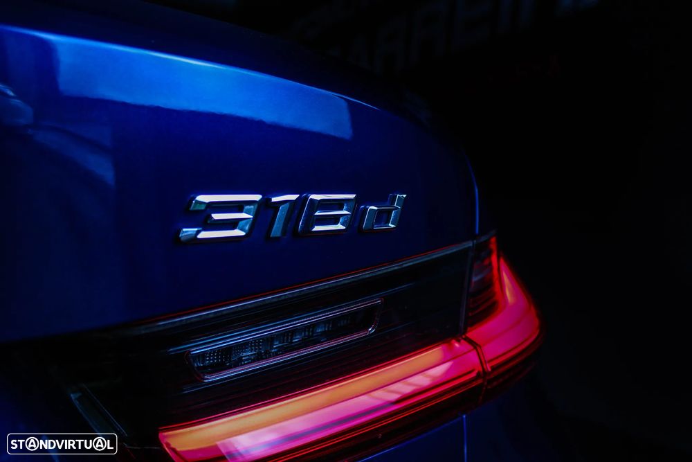 BMW 318 d Line Sport - 31