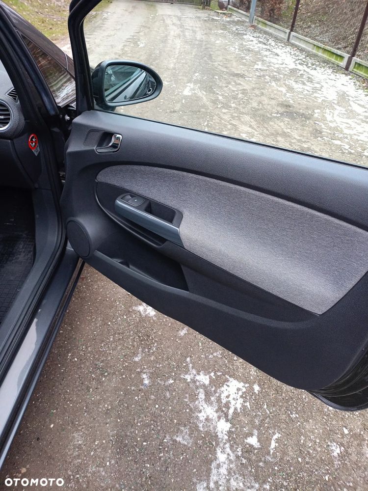 Opel Corsa 1.4 16V Color Edition - 14