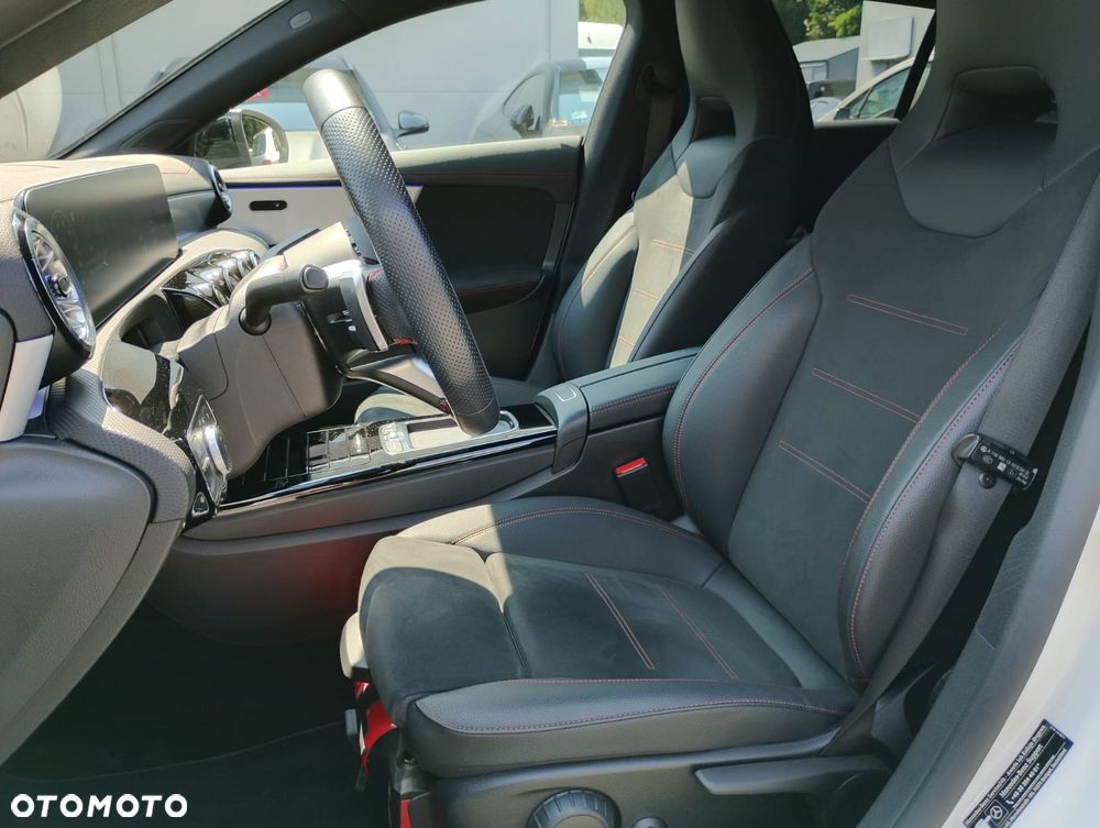 Mercedes-Benz CLA 200 mHEV AMG Line 7G-DCT - 5