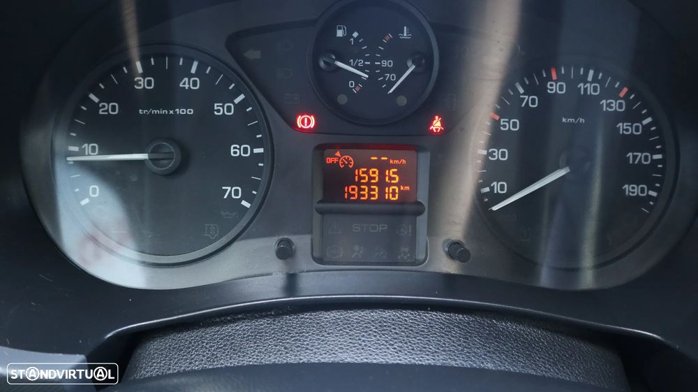 Peugeot Partner 1.6 HDI 100 Longa - 17