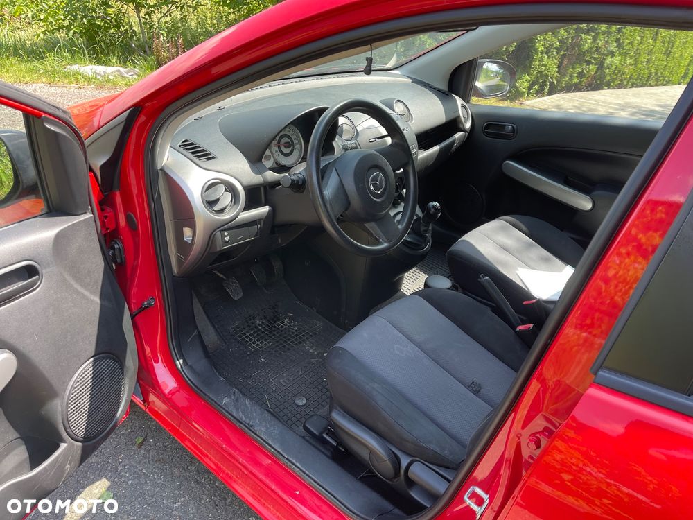 Mazda 2 - 12