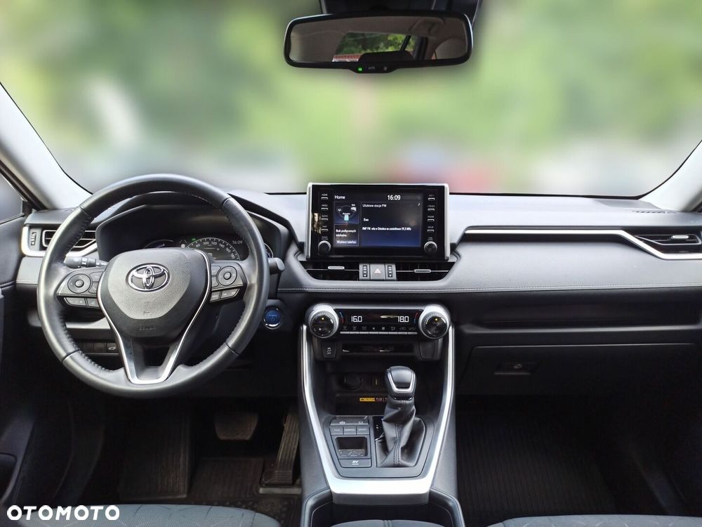 Toyota RAV4 - 10