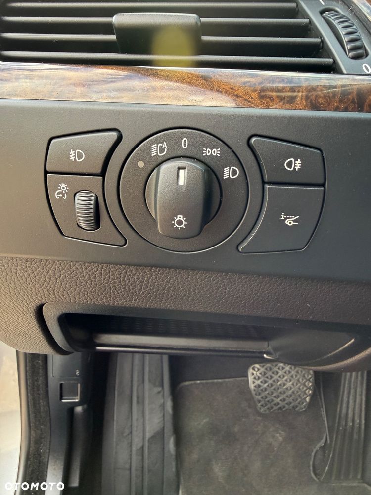 BMW Seria 5 - 31