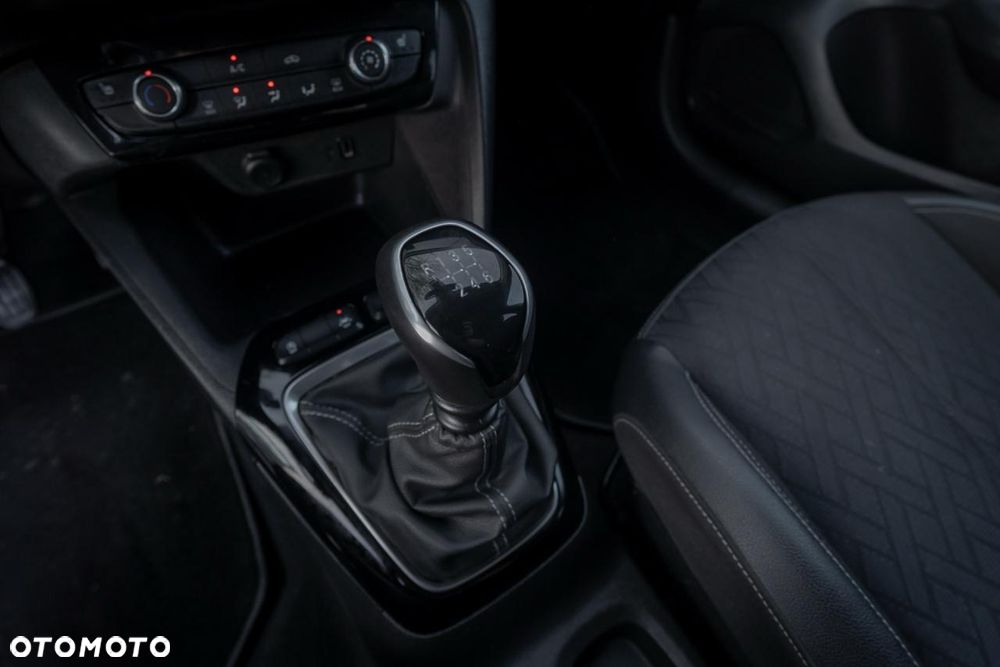 Opel Corsa 1.2 Direct Injection Turbo GS - 21