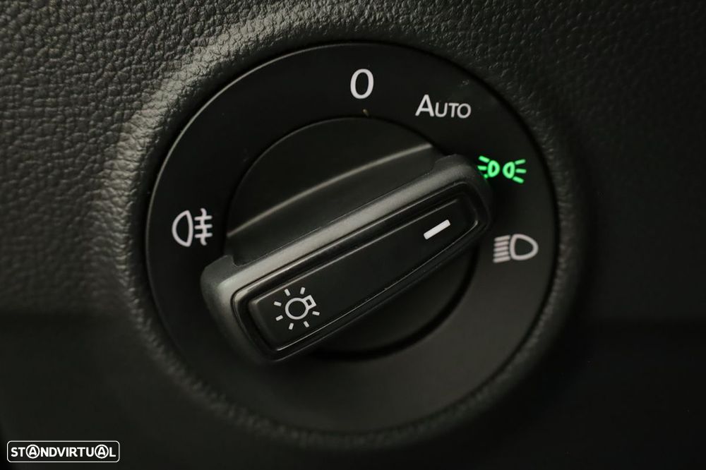 VW T-Roc 1.0 TSI T-ROC@pt - 18