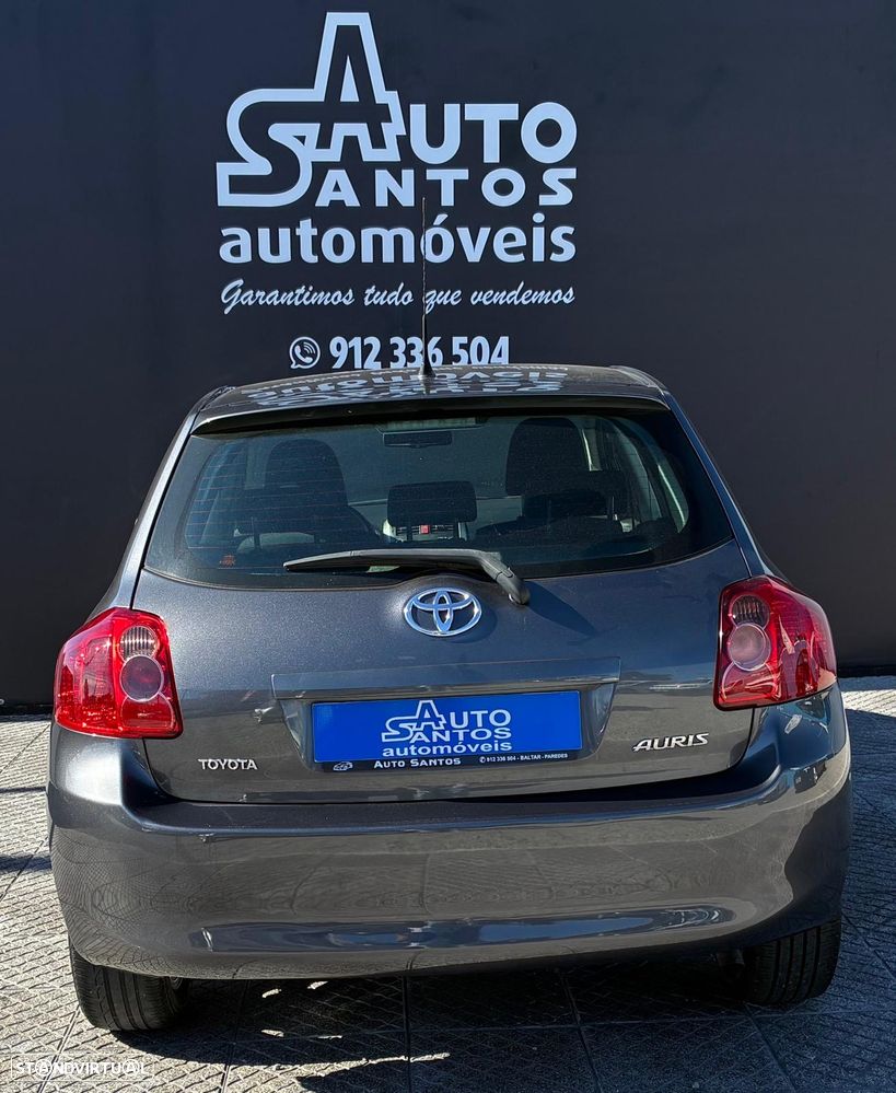 Toyota Auris 1.4 D-4D Comfort+VSC - 6