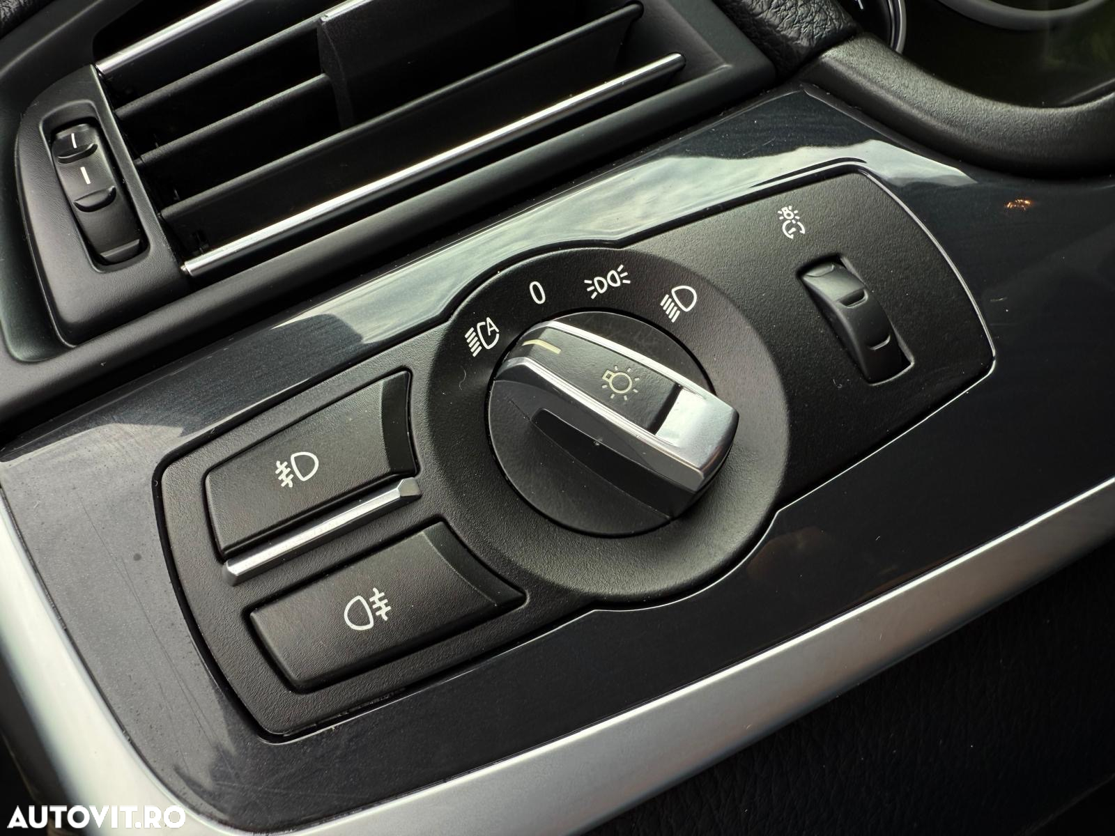 BMW Seria 5 530d xDrive Aut. - 24