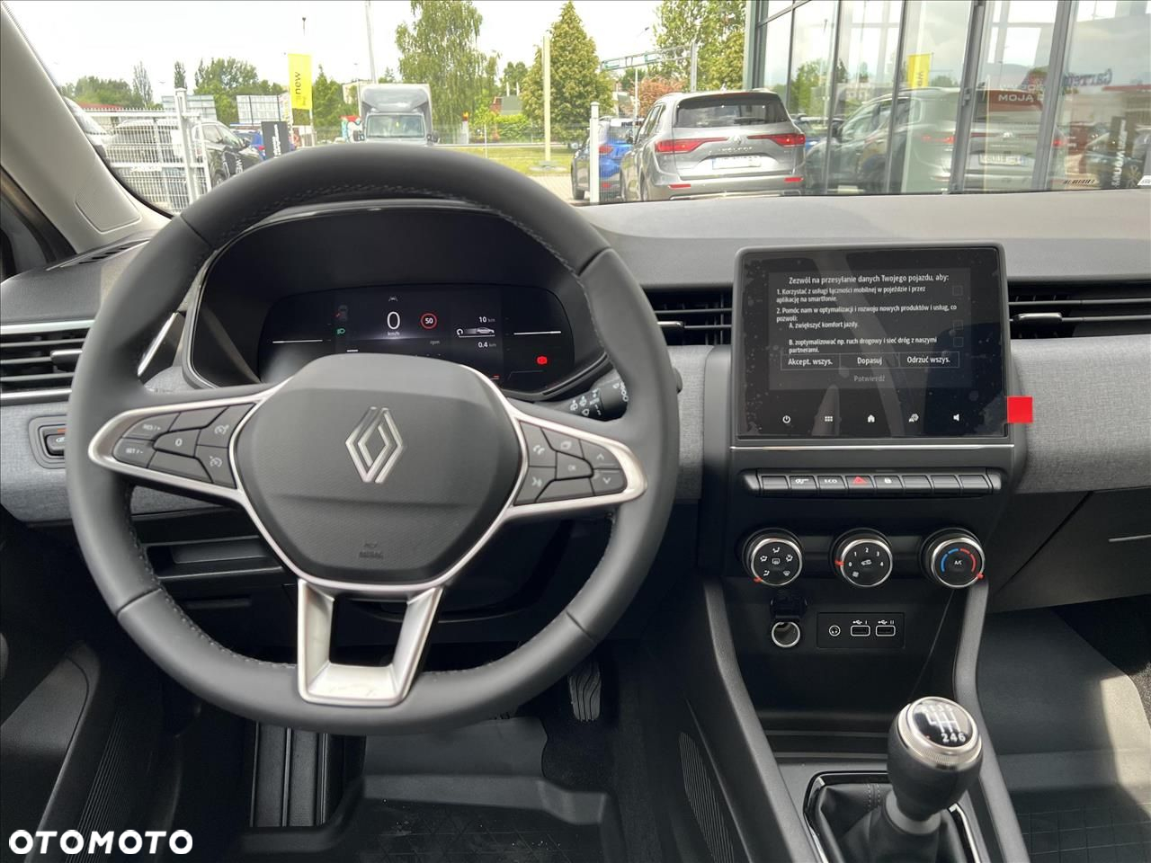 Renault Clio - 10