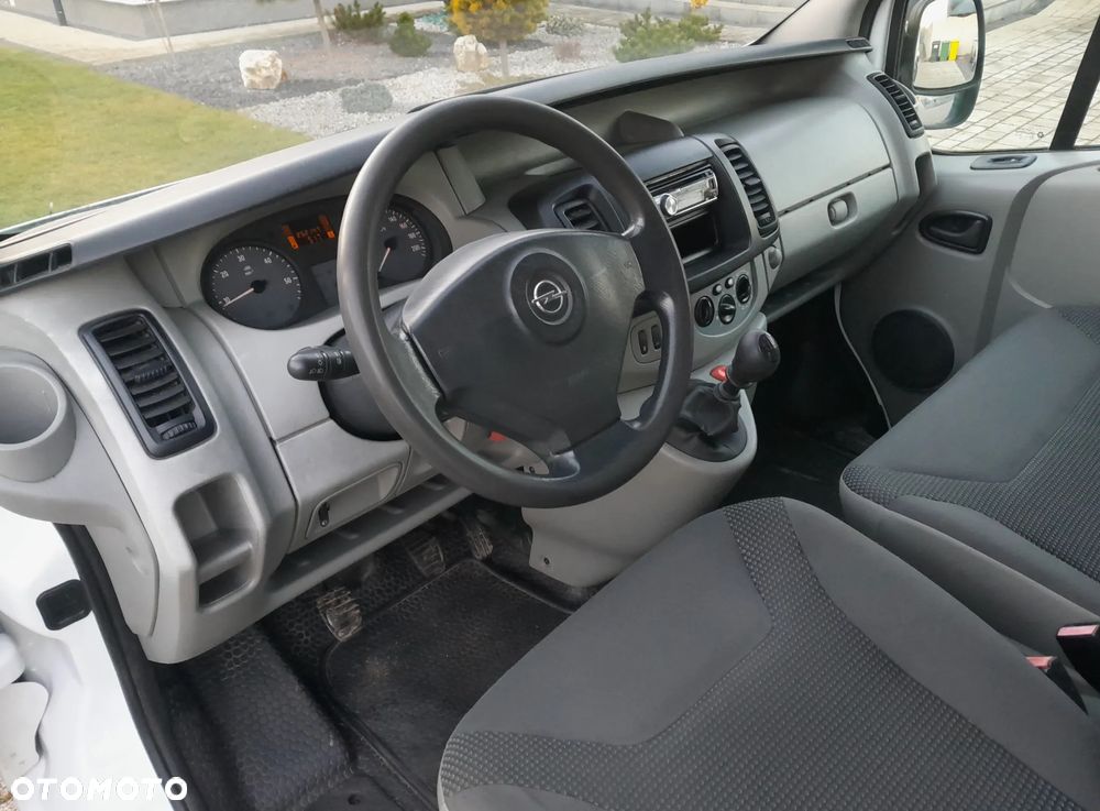 Opel VIVARO - 10