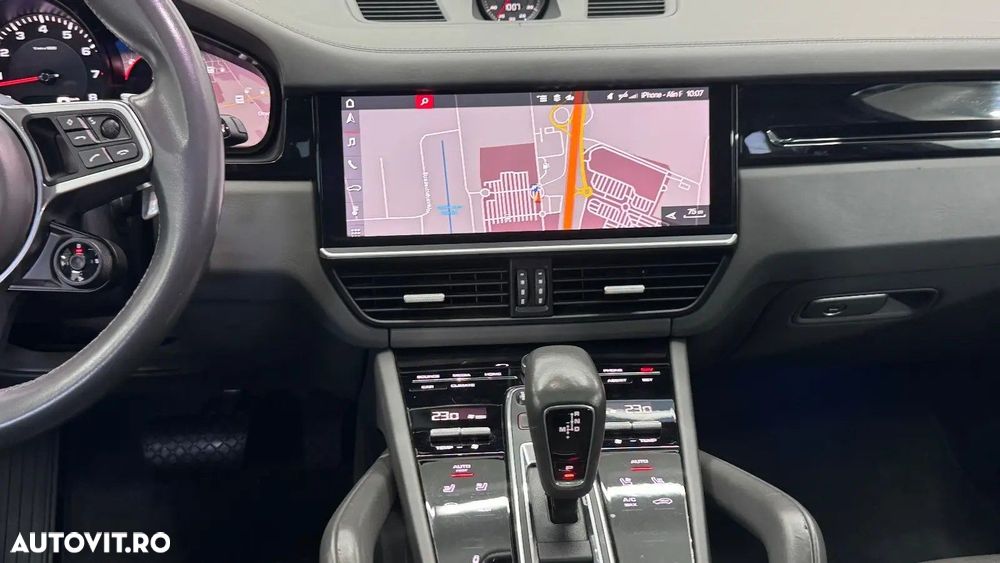 Porsche Cayenne Tiptronic S - 16