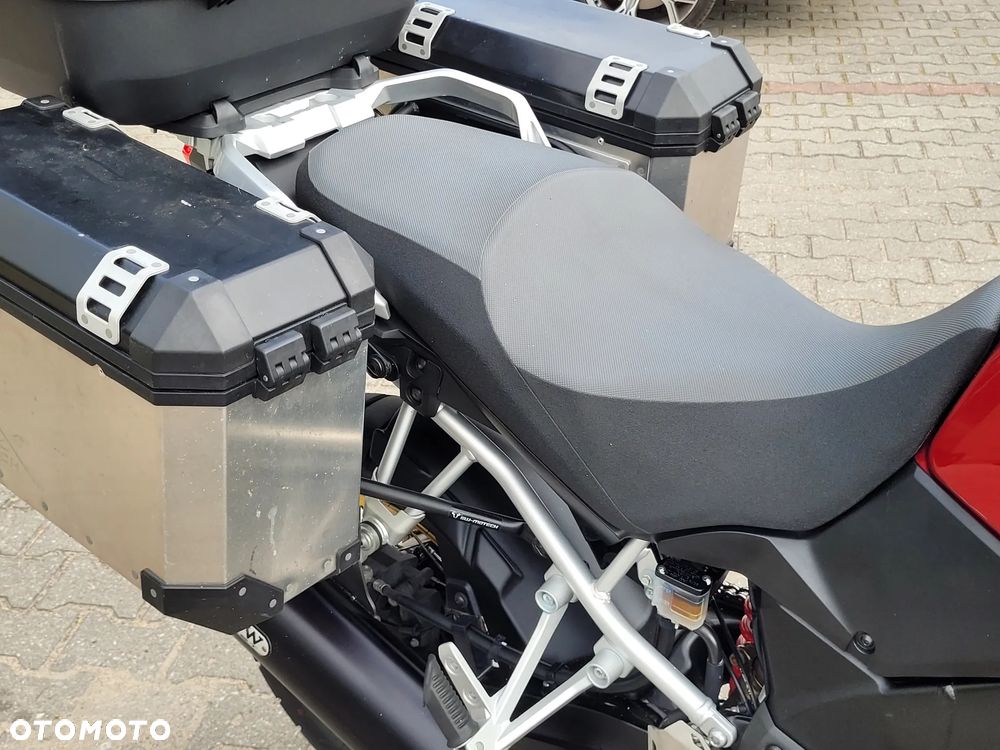 Suzuki V-STROM - 29