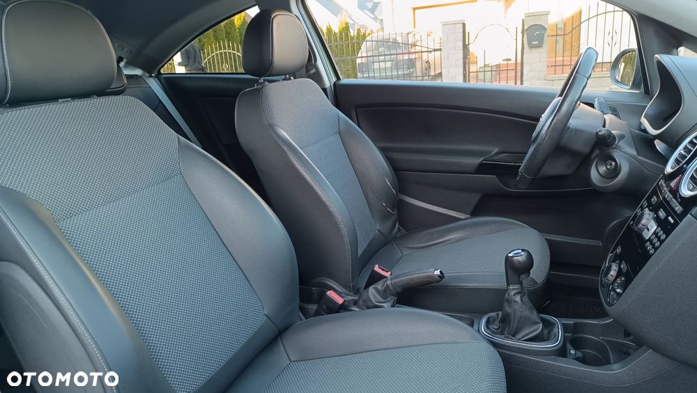 Opel Corsa 1.2 16V Innovation 110 Jahre - 15