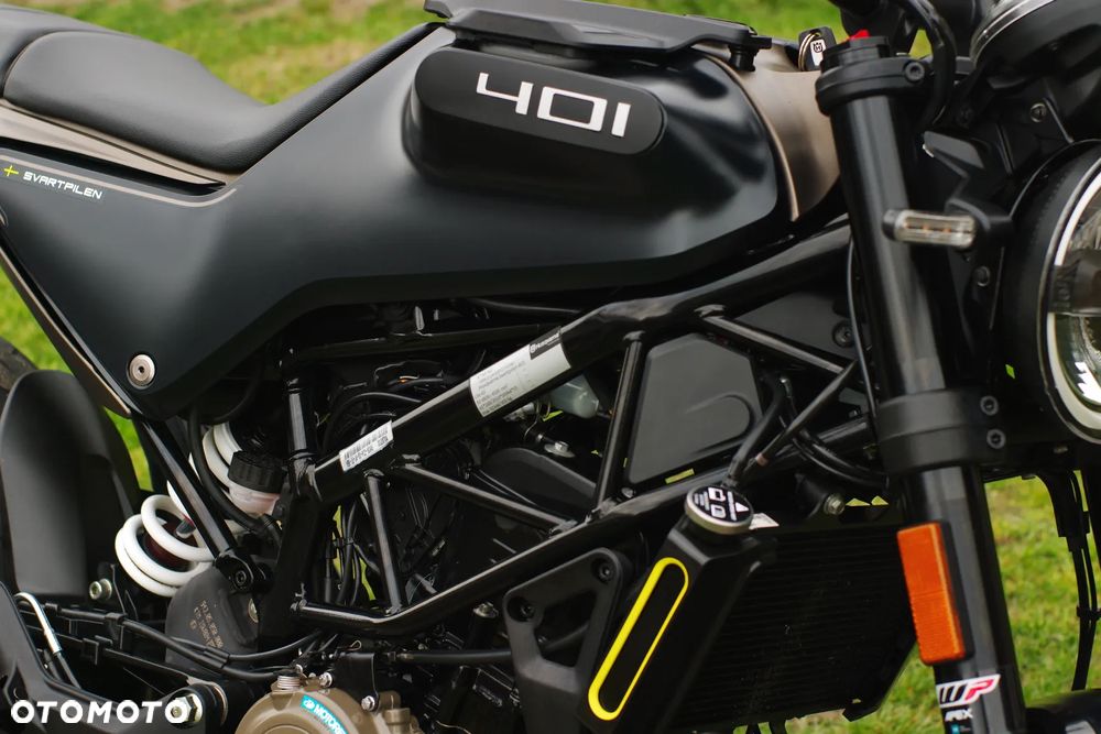 Husqvarna Svartpilen - 8