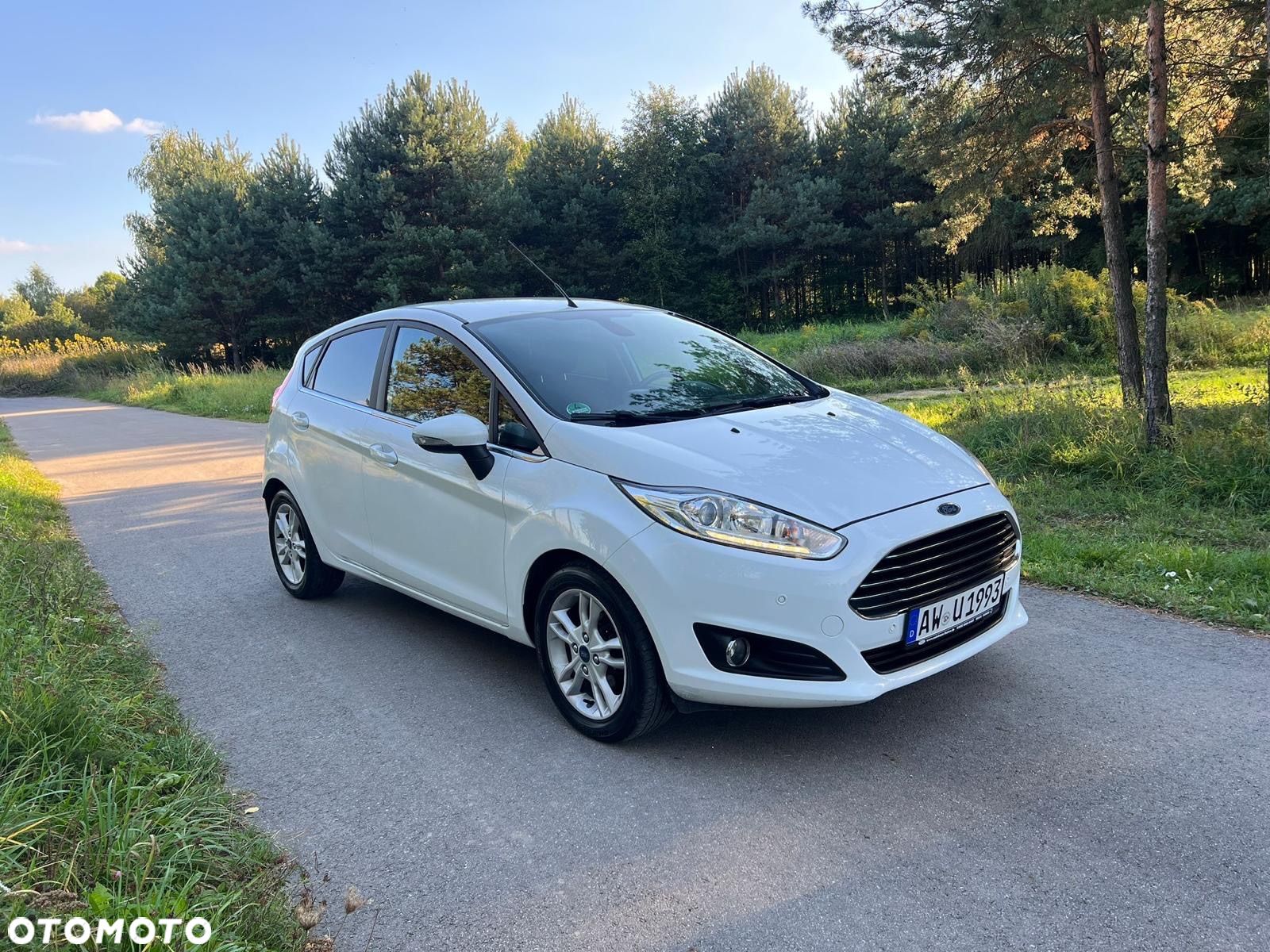 Ford Fiesta 1.5 TDCi DPF Start-Stopp-System Titanium - 1