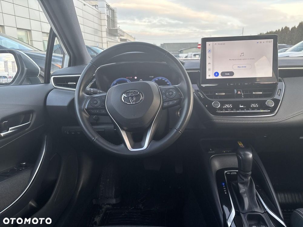 Toyota Corolla - 13