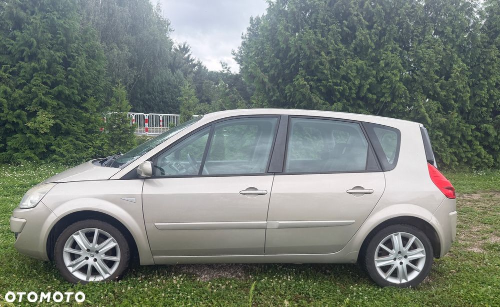 Renault Scenic 1.6 16V 110 Dynamique - 4