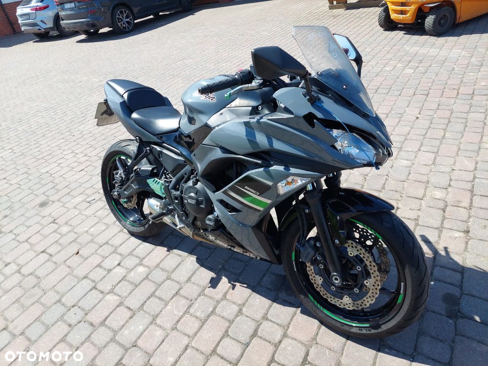 Kawasaki Ninja - 7