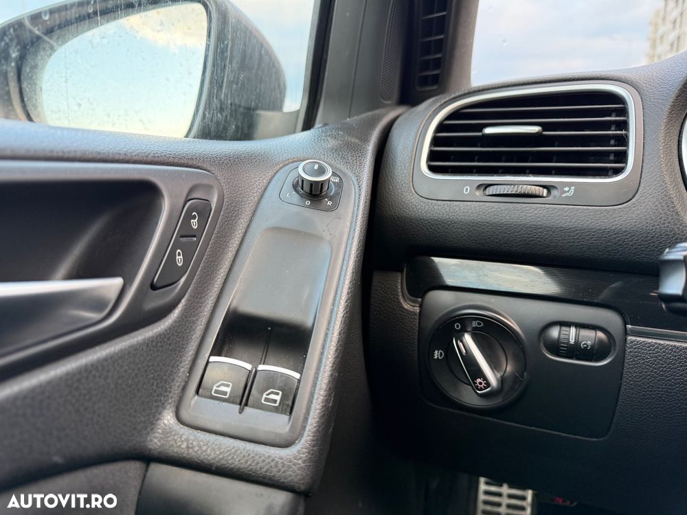 Volkswagen Golf 2.0 TSI GTI - 15