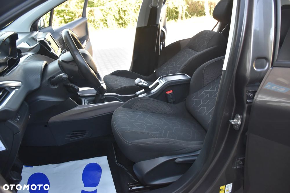 Peugeot 2008 1.6 BlueHDi Crossway - 11