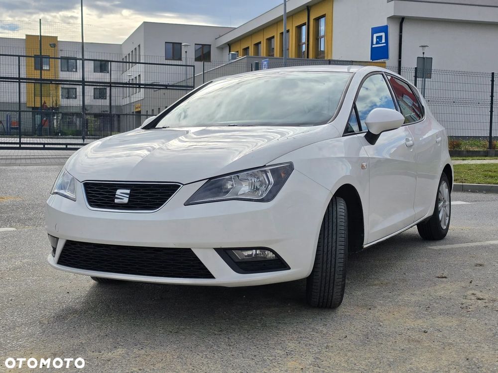 Seat Ibiza 2014 photo 2