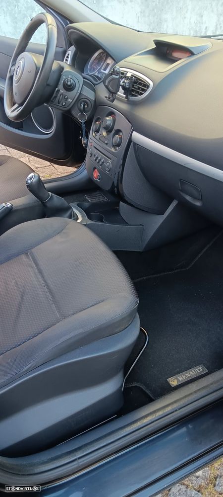 Renault Clio 1.2 16V Dynamique - 18