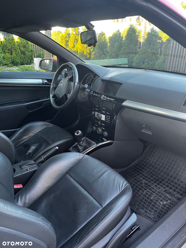 Opel Astra - 16