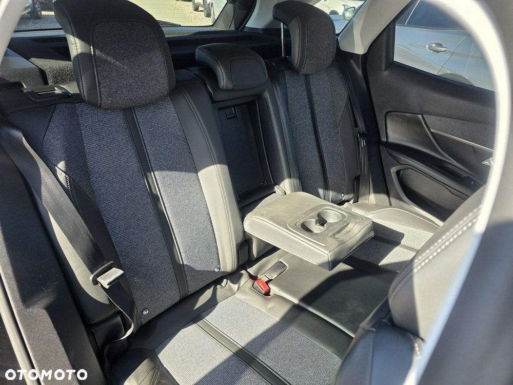 Peugeot 3008 - 14