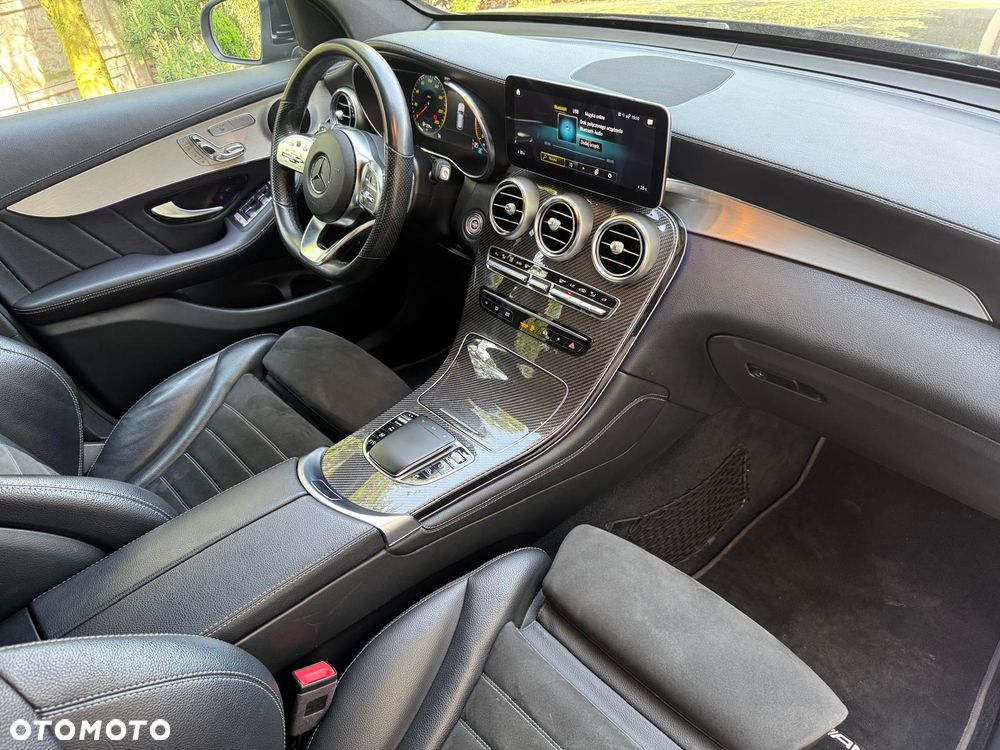 Mercedes-Benz GLC 300 d 4Matic 9G-TRONIC AMG Line - 9
