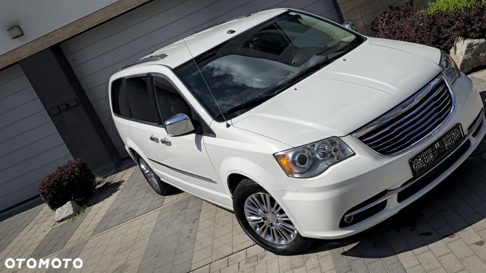 Chrysler Town & Country 3.6 Limited - 2