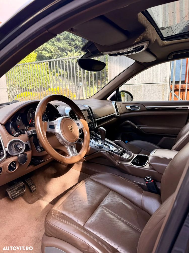 Porsche Cayenne 3.0TD TipTronic - 9